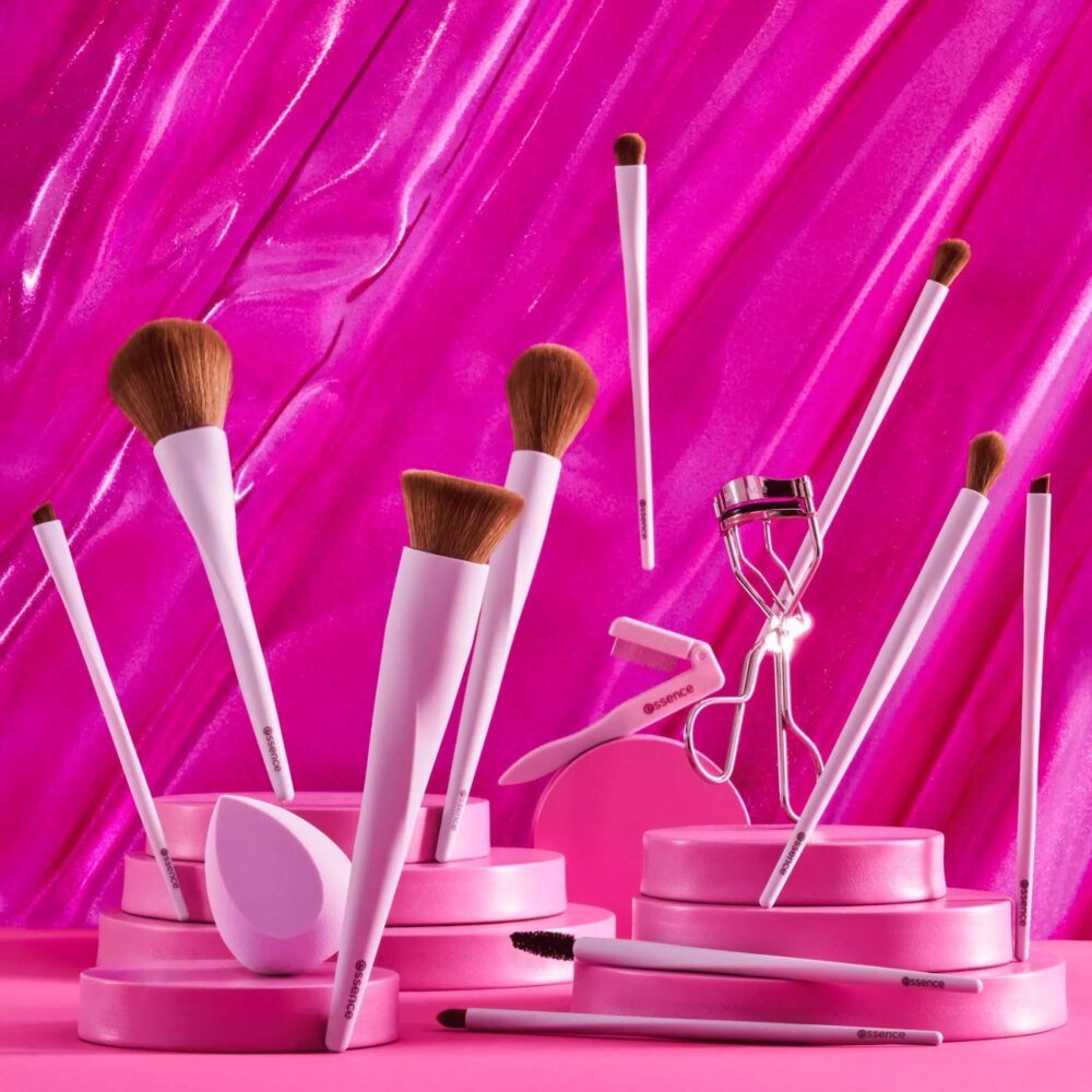 Pennello per blush e illuminante - Essence - immagine 2