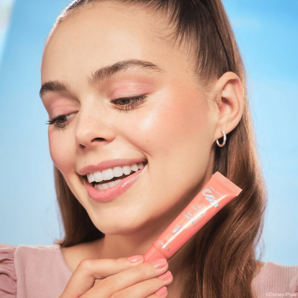 Disney Pixar Up blushlighter liquido - Essence - immagine 2