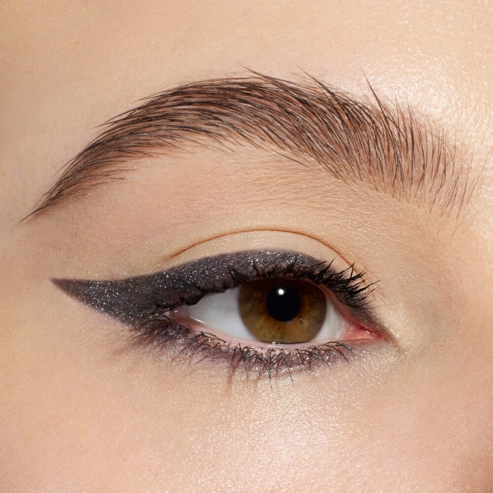 blend & line ombretto in stick - Essence - immagine 2