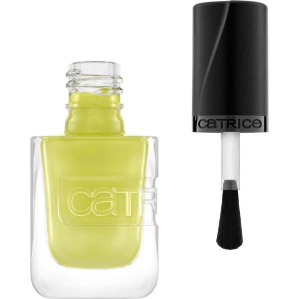 Gel affair smalto unghie 
- Catrice