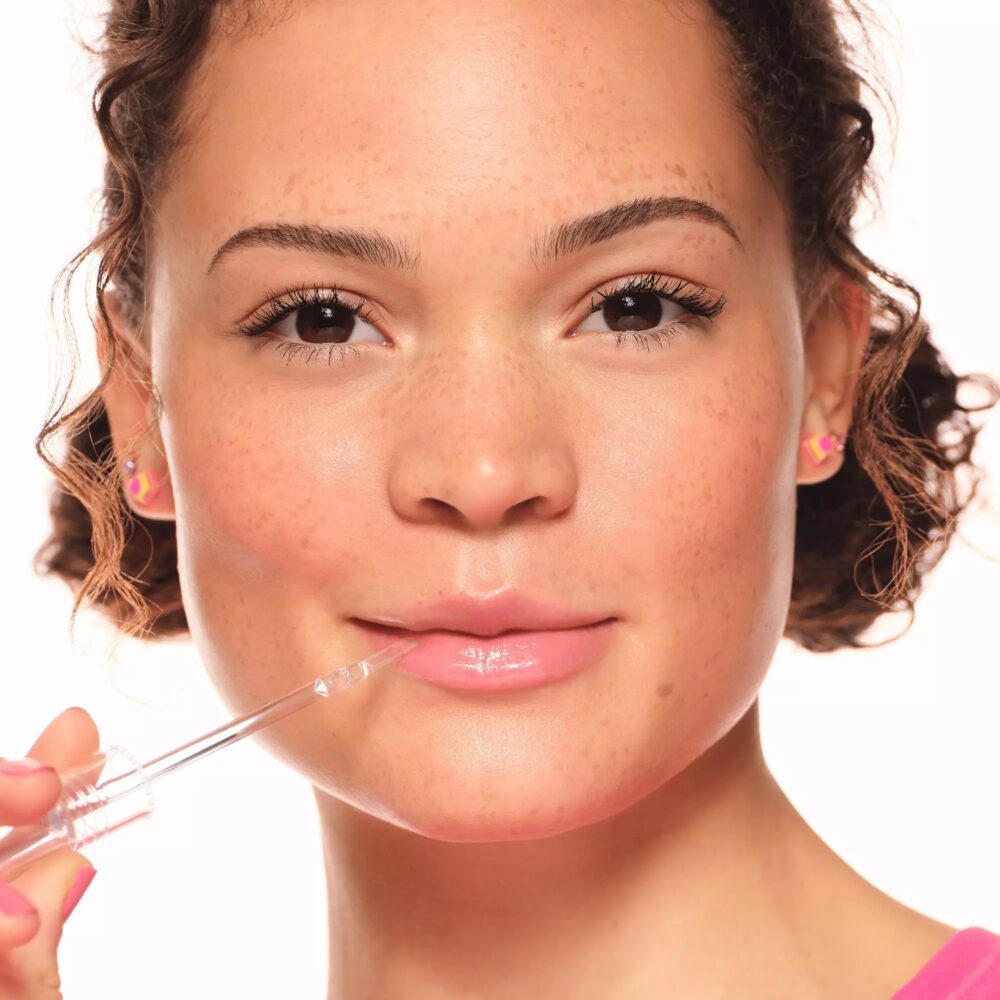 what the fake! GLASS SHINE PLUMPING LIP FILLER - Essence - immagine 2