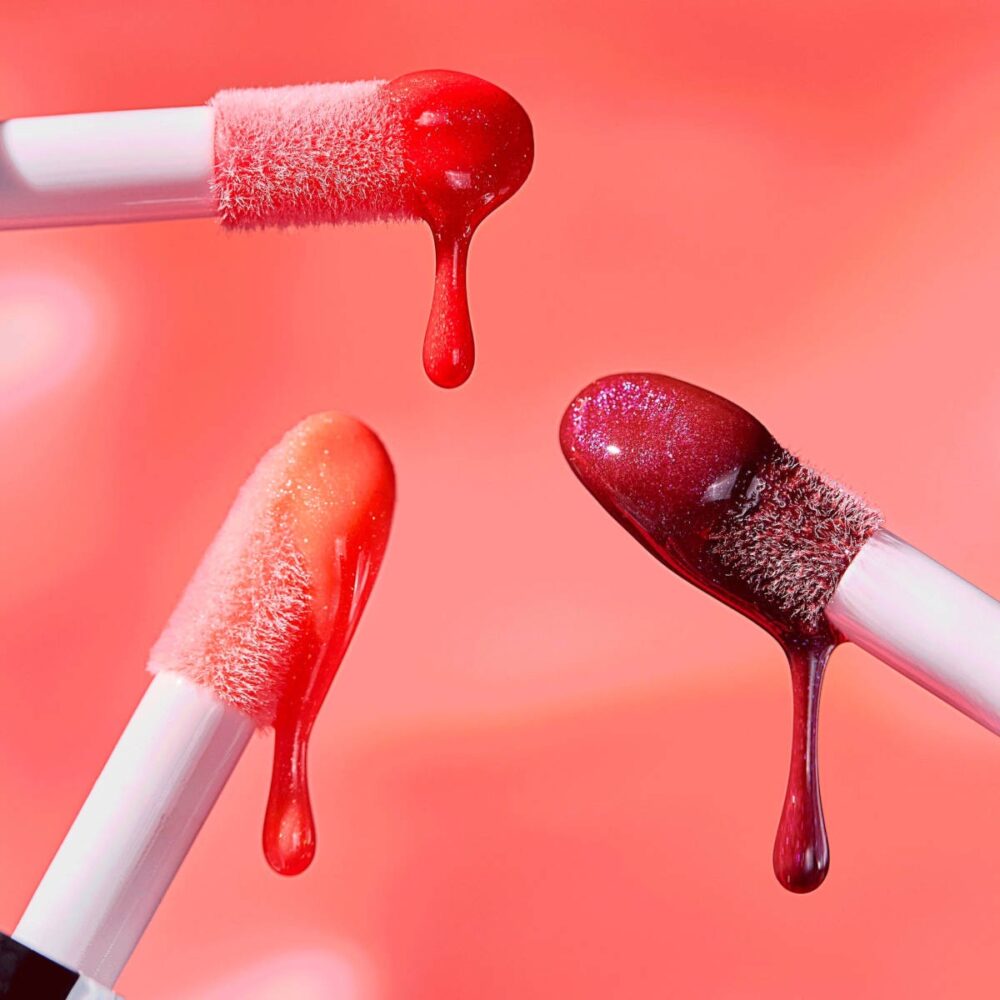 CHERRY BOMB LIP OIL Eternal red - Catrice - immagine 2