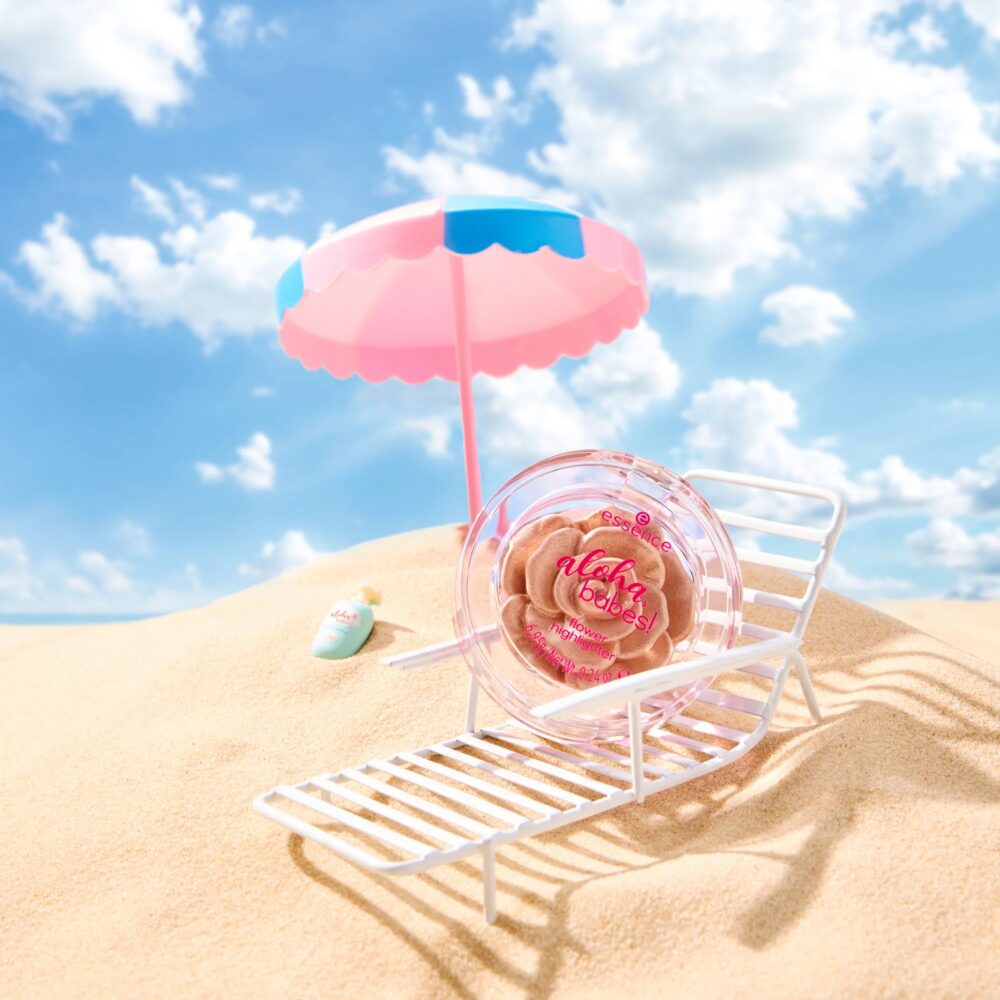 Essence Aloha, Babes! Flower Highlighter 01 Paradise. Glow. Repeat. - immagine 2