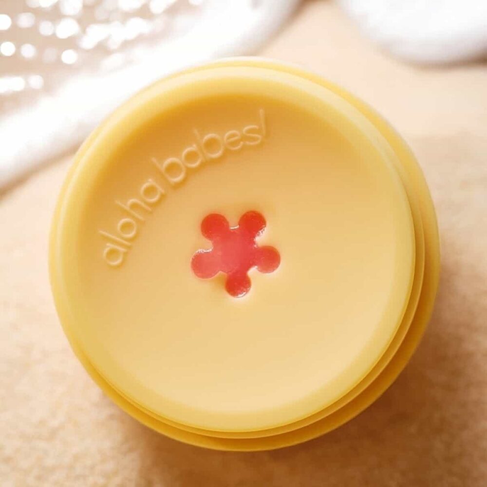 Aloha, Babes! Lip Balm 01 Preppin’ For Paradise - Essence - immagine 2