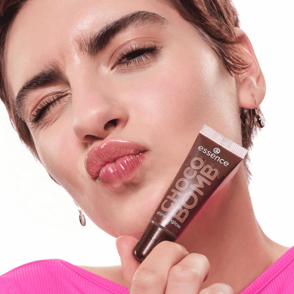 CHOCO BOMB lucidalabbra- Essence - immagine 3