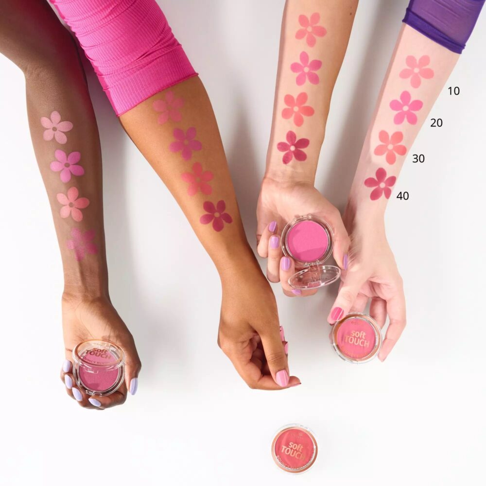 soft TOUCH BOUNCY BLUSH 020 - Essence - immagine 4
