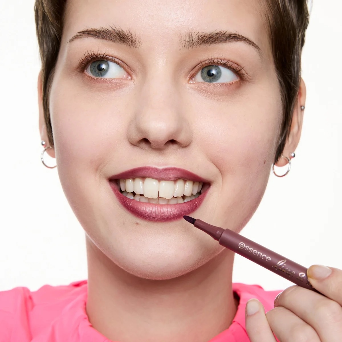 line & STAIN! TATTOO LIP LINER 03 - Essence - immagine 2