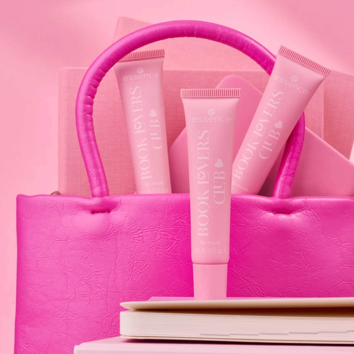 Book Lovers Club maschera labbra Chapter: First Kiss - Essence - immagine 3