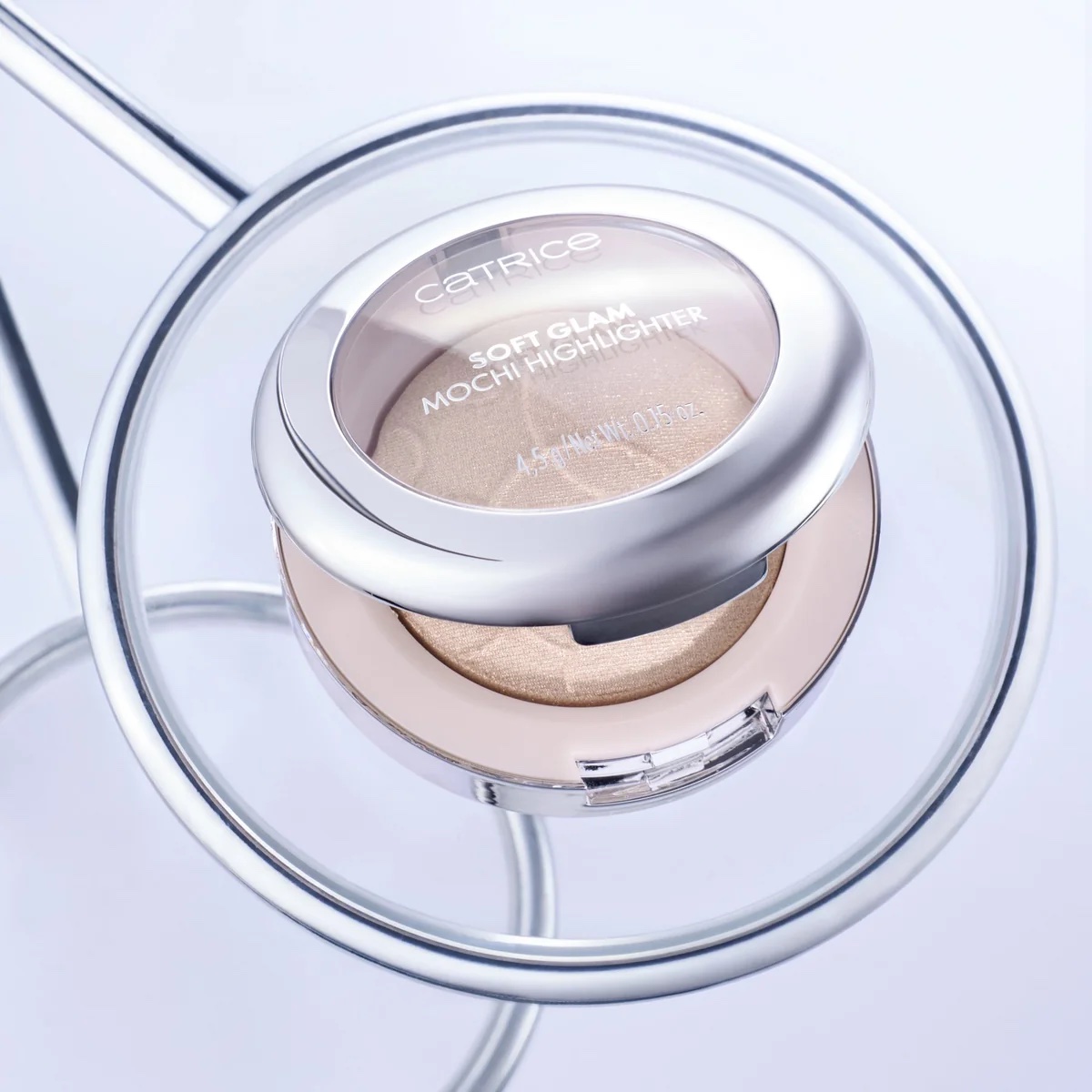 Soft Glam Mochi Illuminante Viso 010 - Catrice - immagine 2